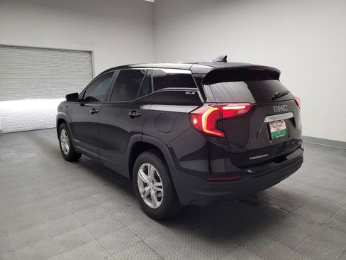 Used 2021 GMC Terrain SLE image 5