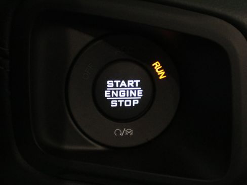 Certified 2025 Jeep Wrangler Unlimited Rubicon 392 image 31