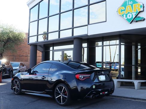 Used 2019 Toyota 86 TRD SE image 11