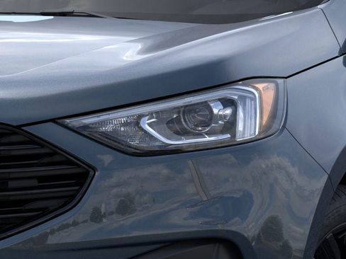 New 2024 Ford Edge SE w/ Black Appearance Package image 18