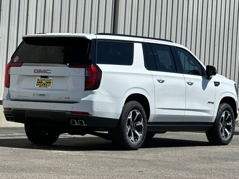 New 2026 GMC Yukon XL AT4 AWD/4WD image 4