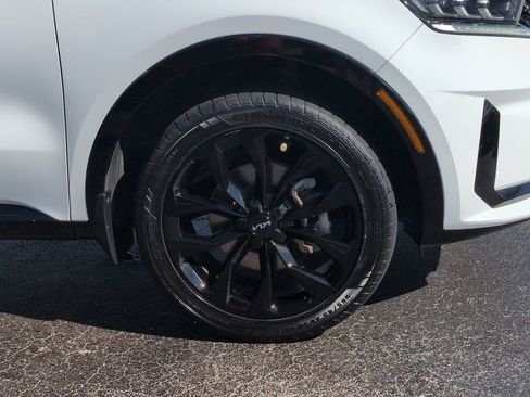 Used 2022 Kia Sorento SX AWD/4WD image 11