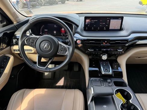 Used 2022 Acura MDX FWD w/ Technology Package image 11