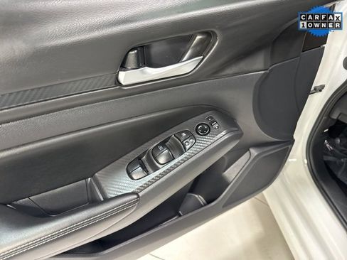 Used 2025 Nissan Altima 2.5 SV image 8