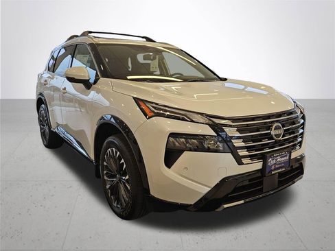 New 2026 Nissan Rogue Platinum image 5