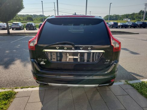 Used 2017 Volvo XC60 T5 Inscription w/ Advanced Package AWD/4WD image 6