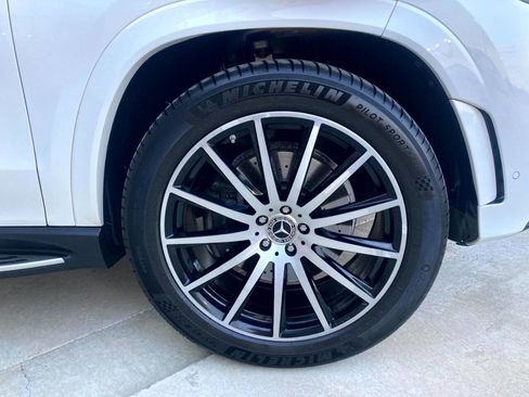 Used 2020 Mercedes-Benz GLS 580 4MATIC image 30