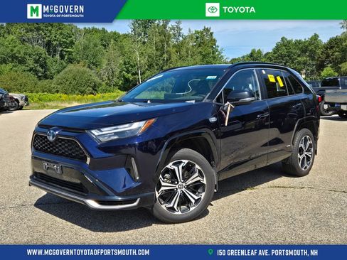 Used 2023 Toyota RAV4 XSE w/ Weather Package AWD/4WD image 1