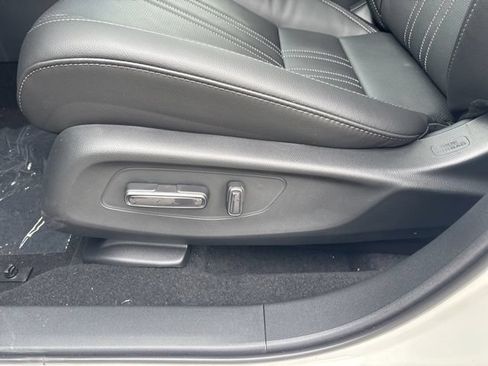 New 2027 Honda HR-V EX-L image 14