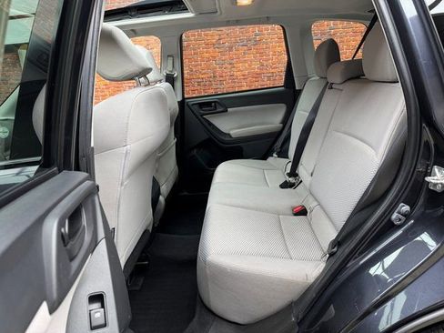 Used 2016 Subaru Forester 2.5i Premium image 23