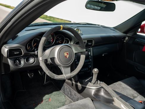 Used 2011 Porsche 911 GT3 RS RWD image 12