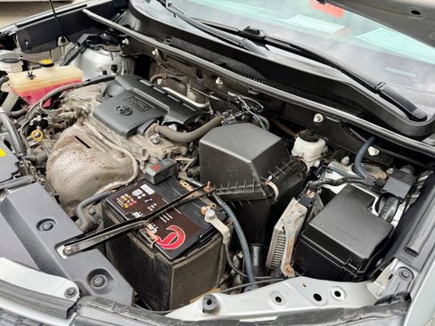 Used 2014 Toyota RAV4 XLE AWD/4WD image 96