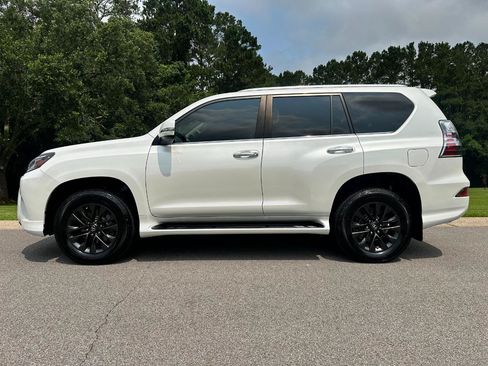 Used 2023 Lexus GX 460 Premium w/ Premium Package AWD/4WD image 8