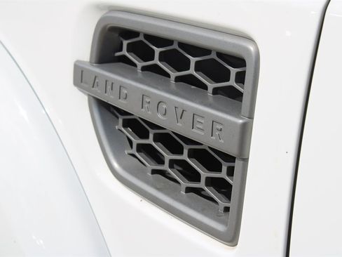 Used 2014 Land Rover LR4 HSE image 8