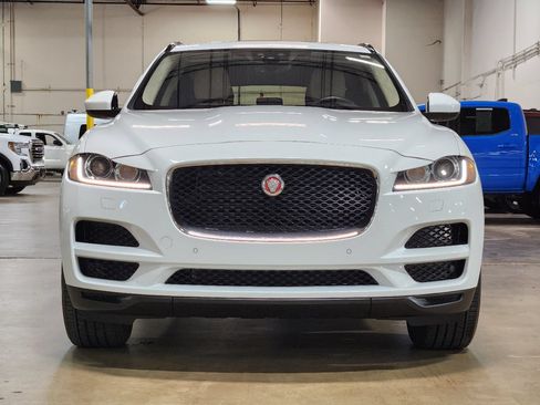 Used 2020 Jaguar F-PACE Premium AWD/4WD image 2