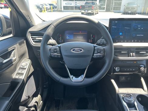 Used 2024 Ford Escape SE FWD image 16