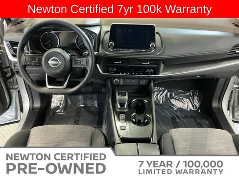 Used 2023 Nissan Rogue SV FWD image 10