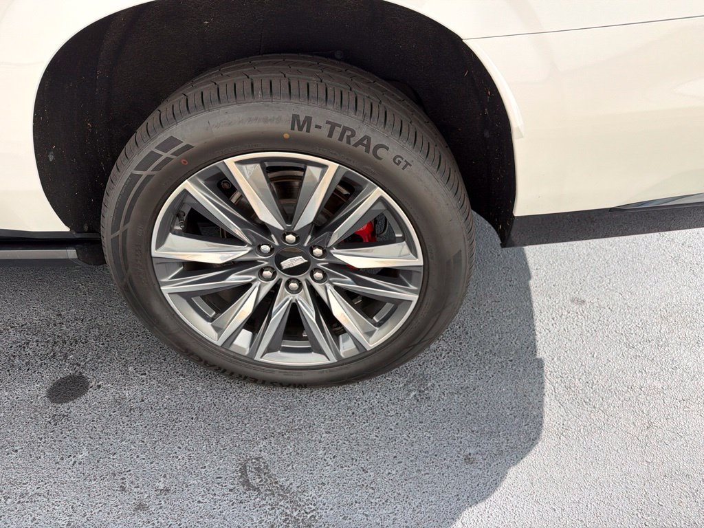 Used 2022 Cadillac Escalade ESV Sport Platinum AWD/4WD image 16