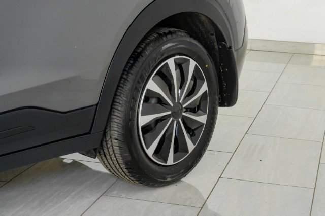 Used 2020 Nissan Kicks S w/ Interior Electronics Package FWD image 57