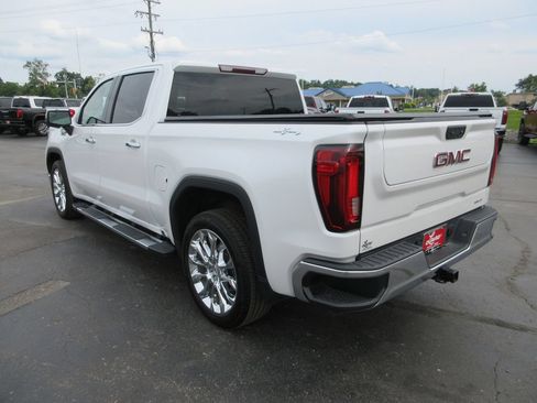 Certified 2023 GMC Sierra 1500 SLT w/ SLT Premium Package AWD/4WD image 9