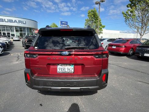 Used 2026 Subaru Outback Premium image 5