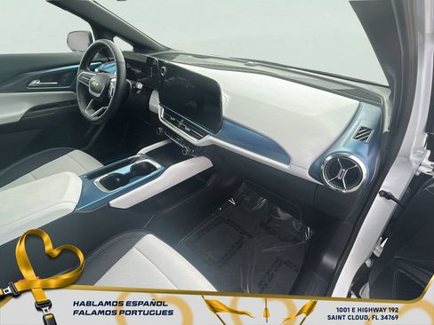 Certified 2025 Chevrolet Equinox EV LT image 28