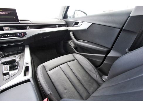 Used 2017 Audi A4 2.0T Premium image 12