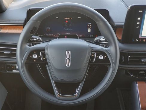 Certified 2025 Lincoln Aviator Black Label image 29