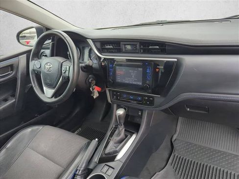 Used 2017 Toyota Corolla SE FWD image 21