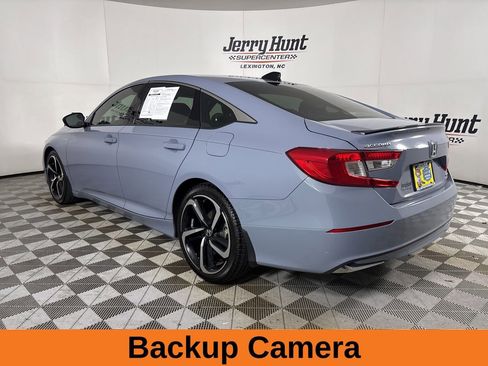 Used 2022 Honda Accord Sport image 7