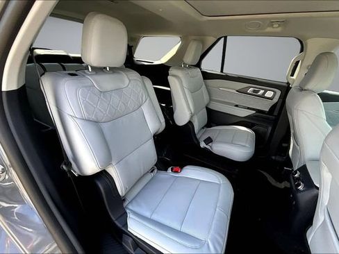 New 2026 Ford Explorer Platinum w/ LUX Leather Package image 10