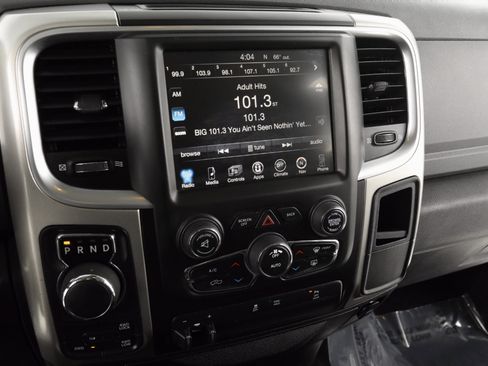 Used 2017 RAM 1500 Classic SLT w/ SLT Plus D￩cor Group image 34