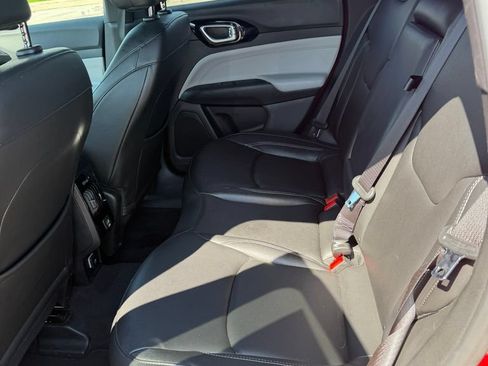 Used 2025 Jeep Compass Limited AWD/4WD image 22