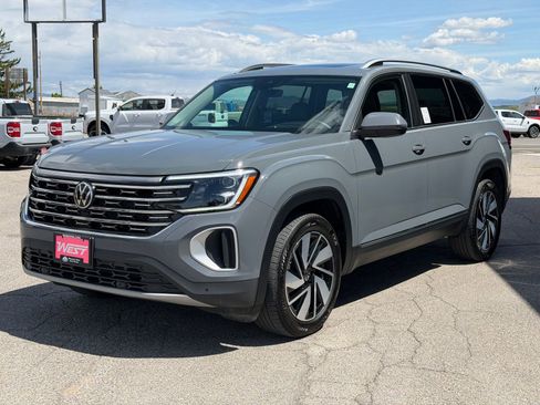 Used 2025 Volkswagen Atlas SEL AWD/4WD image 10