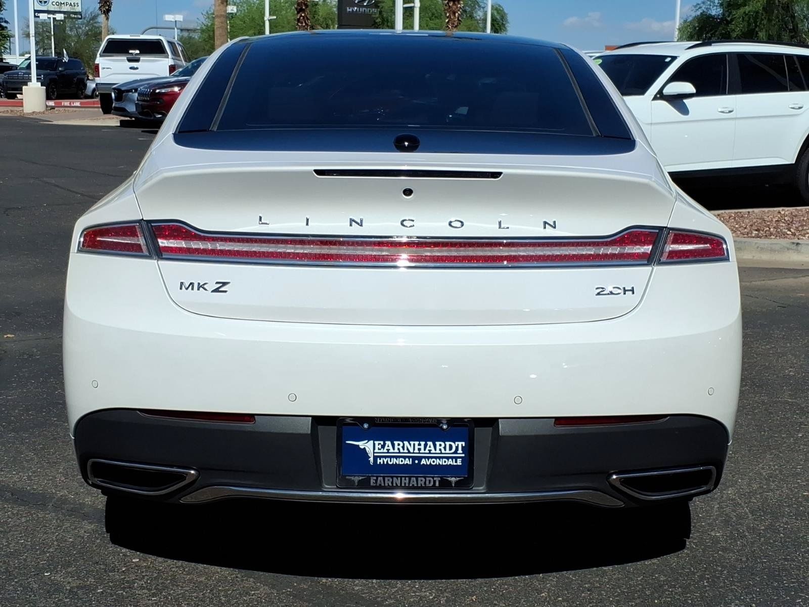 Used 2017 Lincoln MKZ Reserve w/ Technology Package FWD image 4