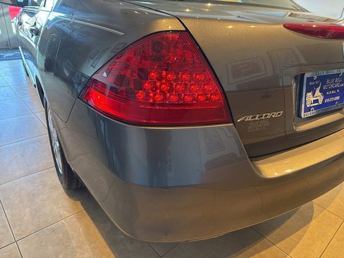 Used 2007 Honda Accord EX-L image 14