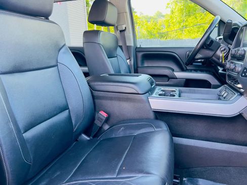 Used 2017 Chevrolet Silverado 1500 LTZ Z71 AWD/4WD image 16