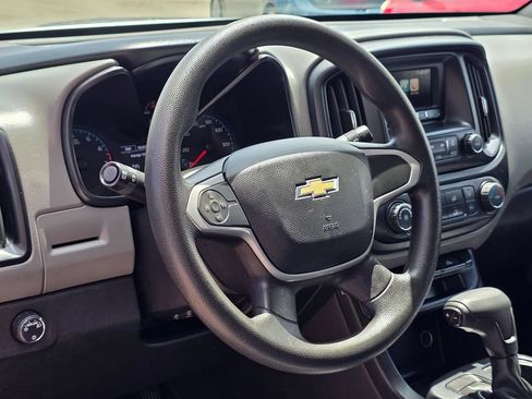 Used 2015 Chevrolet Colorado W/T w/ WT Convenience Package RWD image 19