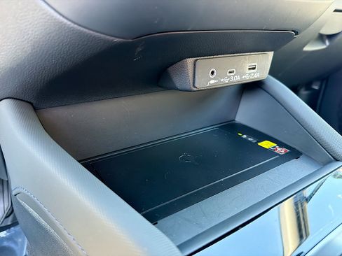 Certified 2025 Subaru Forester Premium image 26