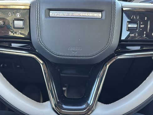 Used 2025 Land Rover Range Rover Velar Dynamic SE image 27