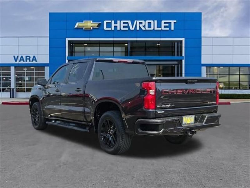 Certified 2022 Chevrolet Silverado 1500 Custom RWD image 3