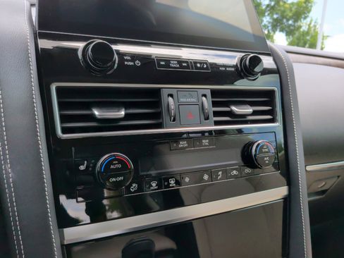 Used 2023 INFINITI QX80 Premium Select w/ Cargo Package AWD/4WD image 19