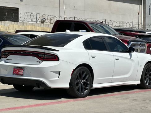 Used 2019 Dodge Charger R/T w/ Driver Confidence Group image 3