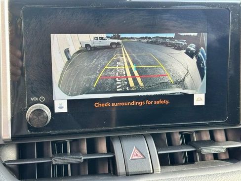 Used 2025 Toyota RAV4 XLE AWD/4WD image 24