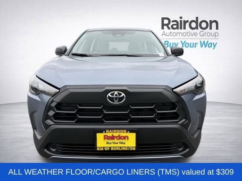 Used 2026 Toyota Corolla Cross L AWD/4WD image 2