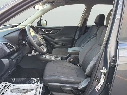 Used 2020 Subaru Forester AWD/4WD image 11