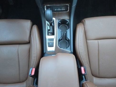 Used 2024 Subaru Ascent Touring w/ Popular Package #2 AWD/4WD image 39