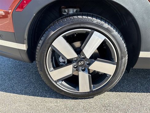 New 2025 Hyundai Santa Fe Limited AWD/4WD image 17