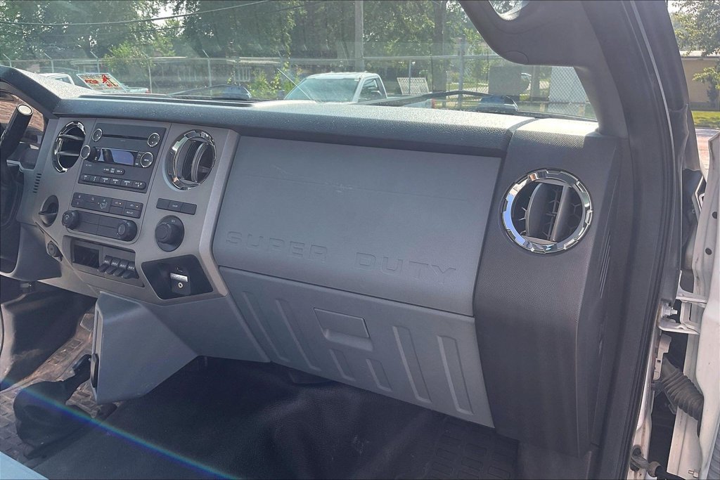 Used 2018 Ford F650 2WD Regular Cab Super Duty image 15