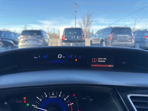 Used 2014 Honda Civic EX image 10